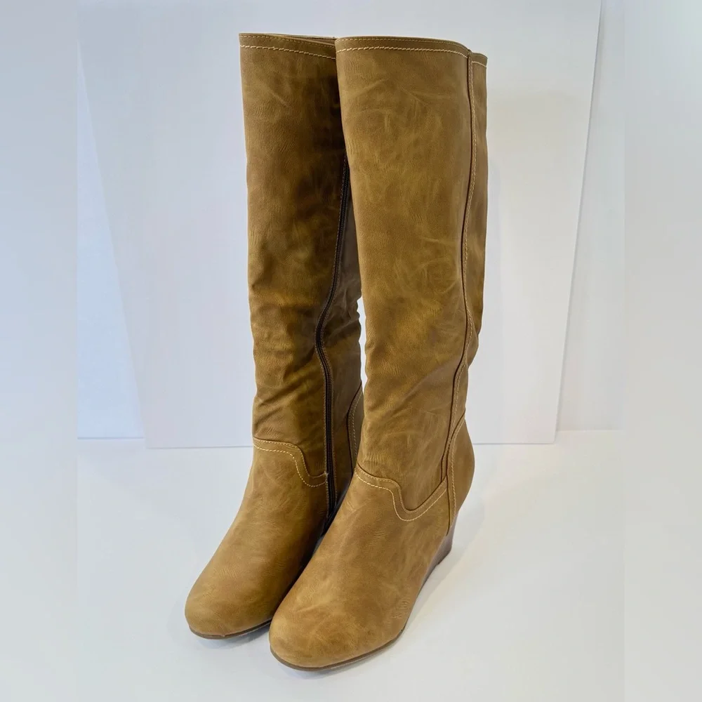 Tan Knee-High Women's distressed Boots